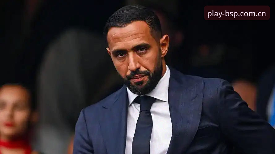 B体育注册教程教程 贝纳蒂亚vs拉比奥:一场电话谈判与更衣室斗殴背后的管理哲学对比
